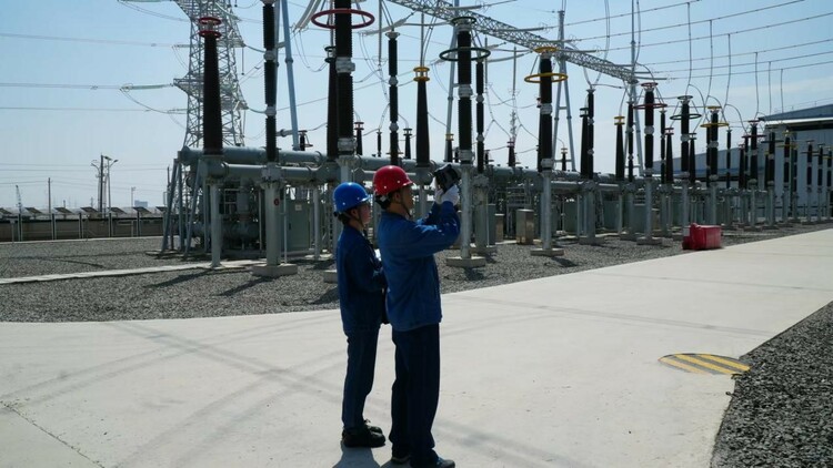 东金硅业 聚焦硅产业发展，助推甘肃向“新材料强省”加速迈进